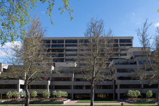 560 E South Temple  #pl104
                     MLS #2135945