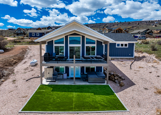 2774 S CHUKAR DR, Garden City UT 84028