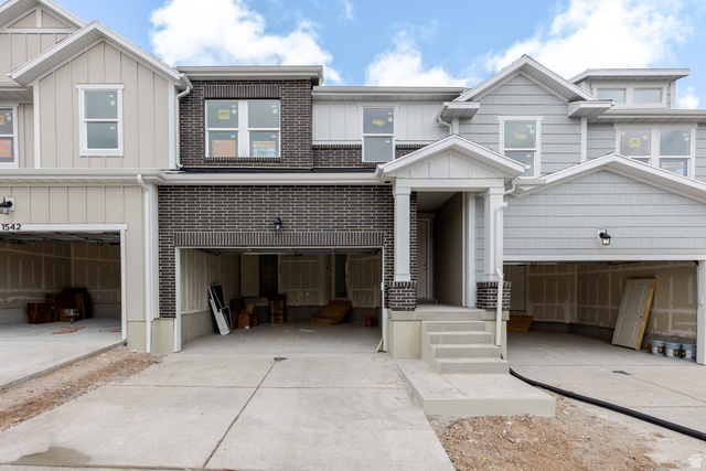 1540 W Banner Dr #811
                     MLS #2136006