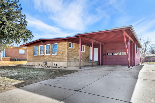 2105 W 5700 S, Roy UT 84067