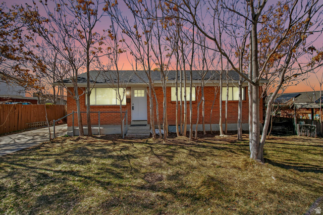 596 S 1500 E
                     MLS #2136179