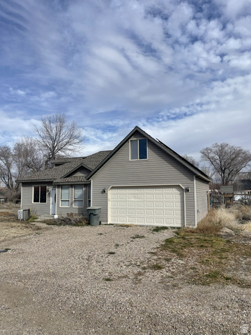 Main photo for 315 S Clark St