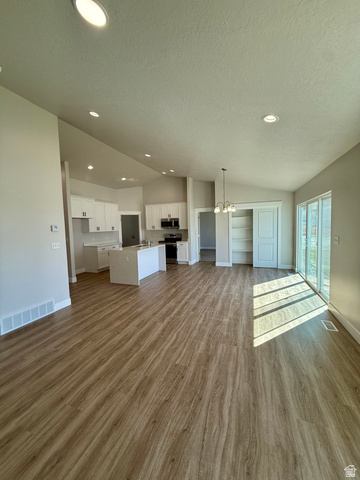 2288 E Sego Liliy Dr #507, Eagle Mountain, UT 84005, photo 3