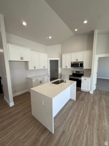 2288 E Sego Liliy Dr #507, Eagle Mountain, UT 84005, photo 2