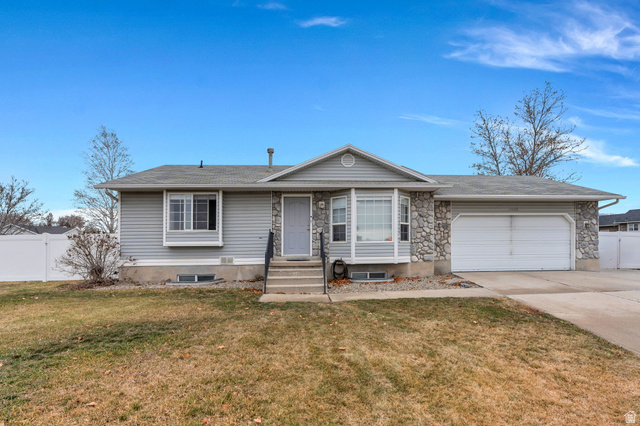 6073 W EAGLES PEAK CV, West Valley City UT 84128