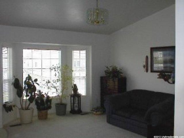 882 W 1145 N, Clinton, UT 84015 — photo 4