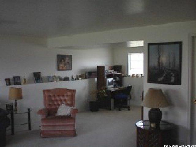 882 W 1145 N, Clinton, UT 84015 — photo 6