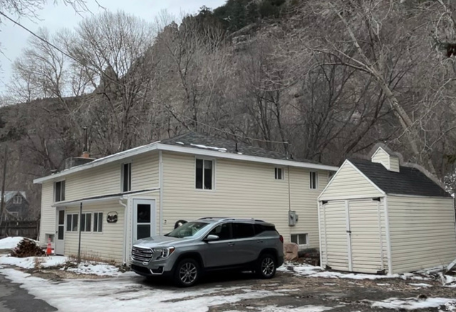 9 W Miners St
                     MLS #2136691