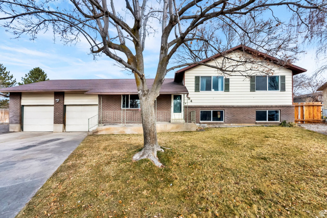 584 W 1350 N, Clinton UT 84015