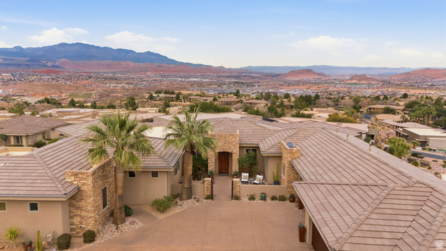 1815  Paragon Dr
                     MLS #2136807