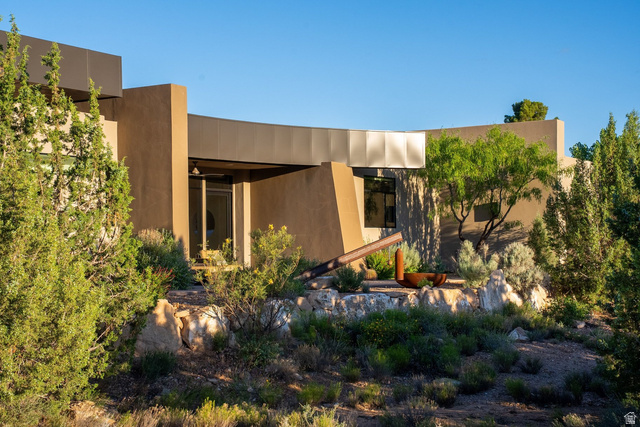 Main photo for 3104  Apache Cir