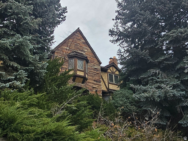 8085 S MOUNTAIN OAKS CIR, Cottonwood Heights UT 84121