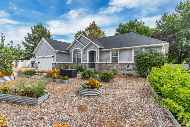 497 W 2200 N ,Lehi UT 84043