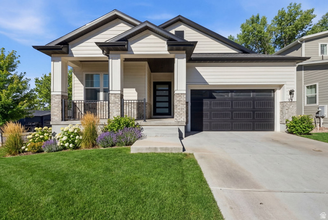 93 E EDGECREST LN, North Salt Lake UT 84054