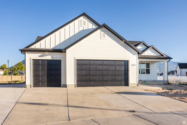 225 W 500 N
                     MLS #2137505