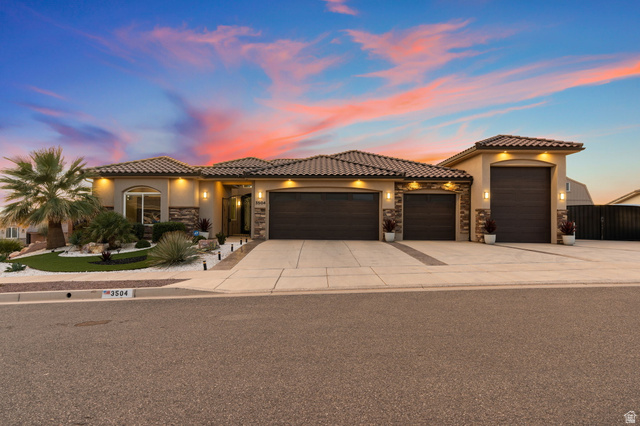 3504 S Pecos Dr
                     MLS #2137508