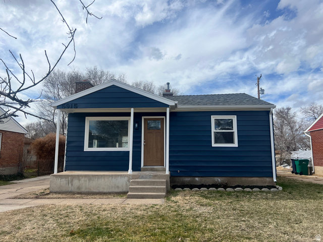 5915 S 2625 W, Roy UT 84067