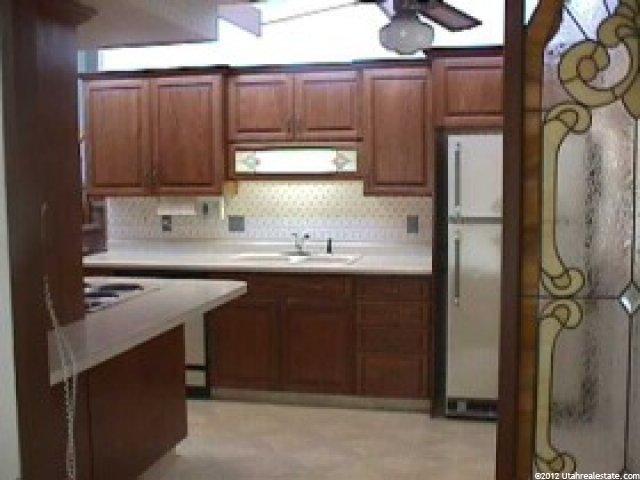 989 Statice Ave, Sandy, UT 84094 — photo 2