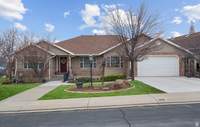 3957 W Honey Locust Ln
                     MLS #2137805