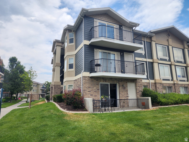 117 E CALBOURNE LN #I4, Sandy UT 84070