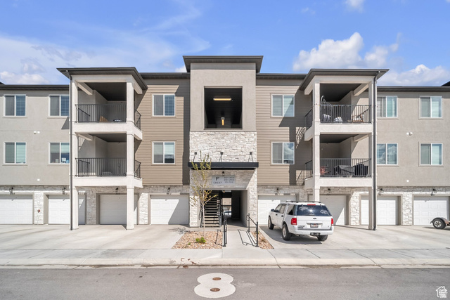 Main photo for 13537 S Commodus Dr #304