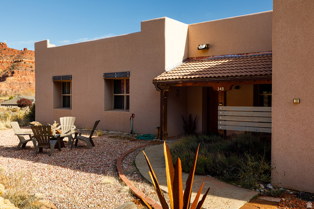 Main photo for 348 N Gunsmoke Pass