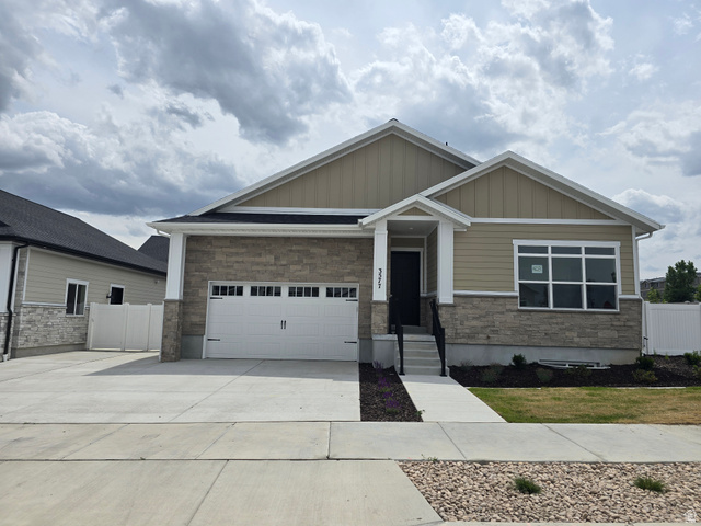 10816 S HAVEN LANDING DR, South Jordan UT 84095
