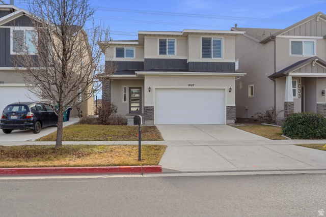 Main photo for 1029 W Coyote Gulch Way