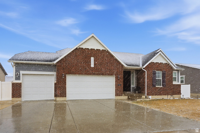 8163 S OAKRIDGE PARK DR, West Jordan UT 84081