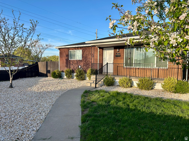 3111 S 8400 W
                     MLS #2138367