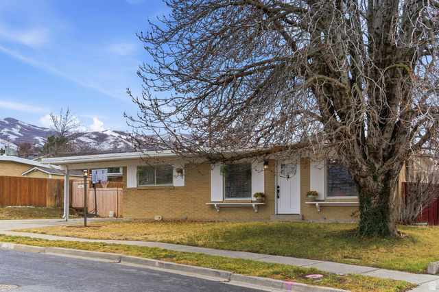 288 E 1650 S
                     MLS #2138422