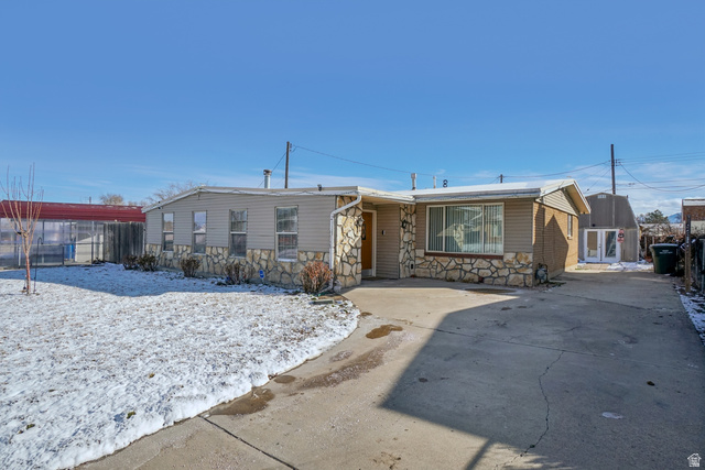 3601  Atlas Way
                     MLS #2138440