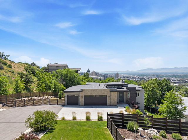 68 E COLUMBUS CT, Salt Lake City UT 84103