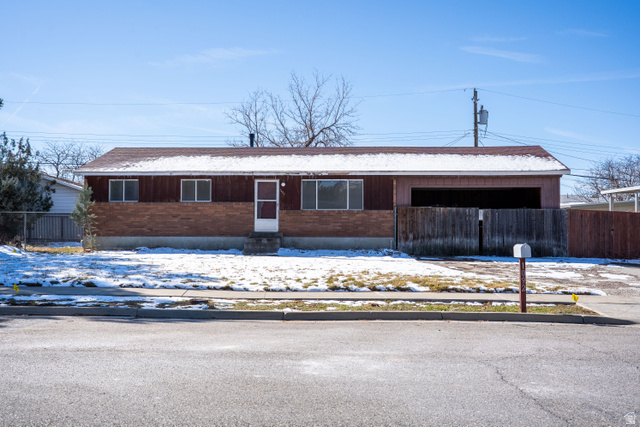 1092 E PLATINUM WAY ,Sandy UT 84094