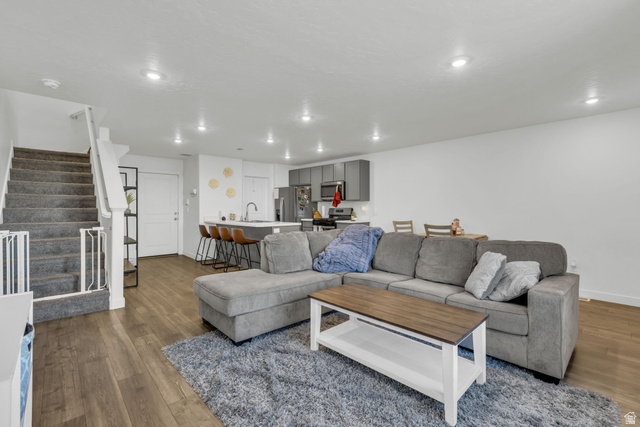 291 E Serenity Ave
                     MLS #2138926