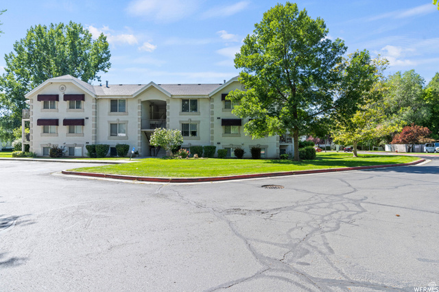 215 S 1050 W #10, Provo UT 84601