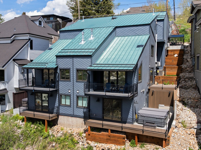 301  Ontario Ave
                     MLS #2139157
