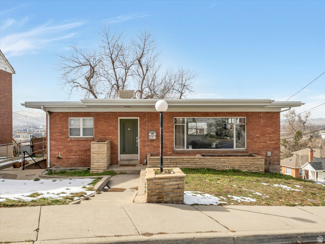 517 N West Capitol St
                     MLS #2139180