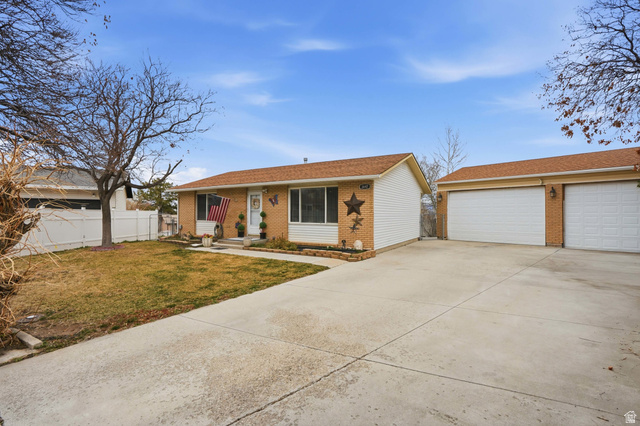 3847 S WESTGATE CIR, Magna UT 84044