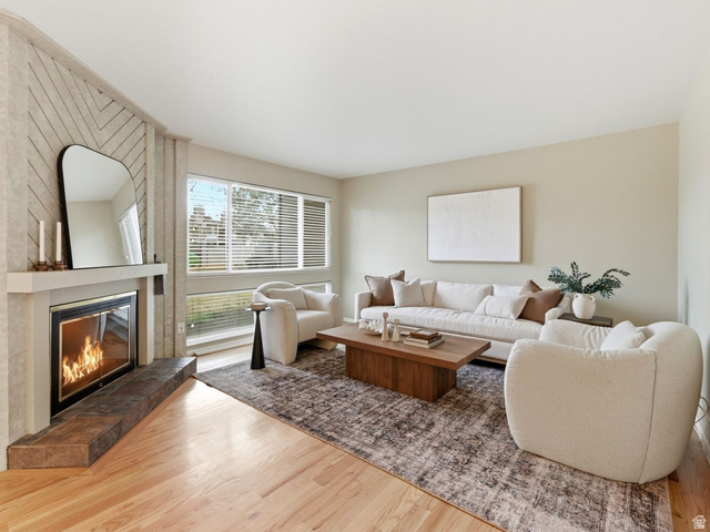 1592 E Park Pl
                     MLS #2139534