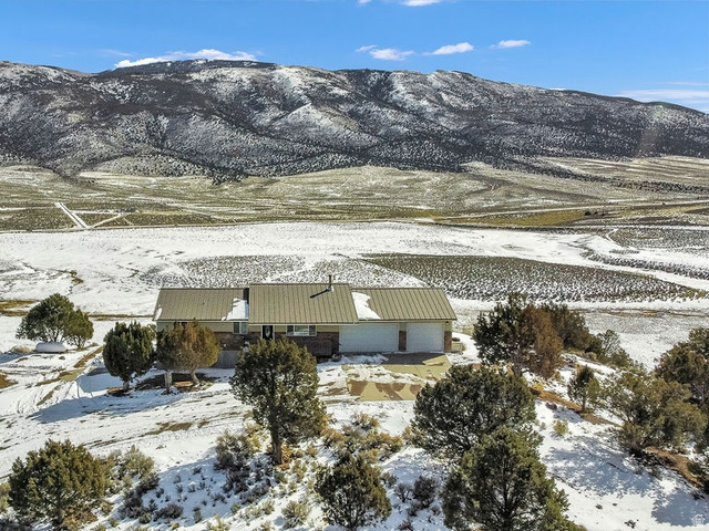 3810 N Burrville Rd
                     MLS #2139716