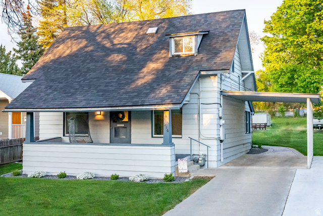 556 N 300 E
                     MLS #2139741