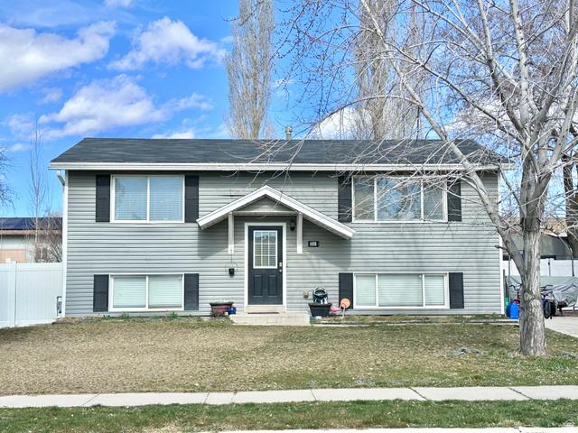 1498 W 1850 N, Layton UT 84041