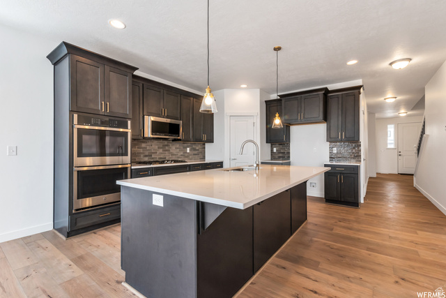 986 W MOTOR VU DR #214, Riverdale UT 84405