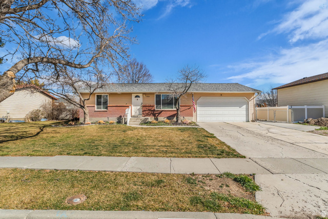 12433 S HARVEST AVE, Riverton UT 84065