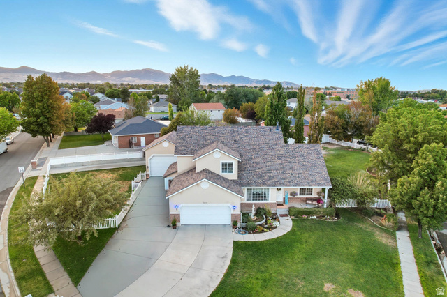 3256 W STAR FIRE RD ,South Jordan UT 84095