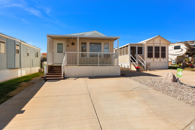 1150 W RED HILLS PKWY #119, Washington UT 84780