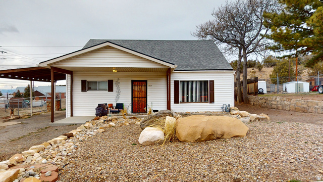 Main photo for 365  Edgehill Dr