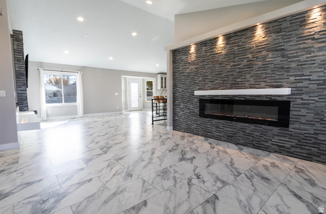 6389 S MILL VALLEY CT, Salt Lake City UT 84118