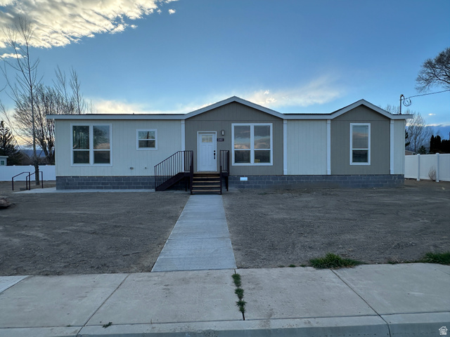 245 N 100 W, Huntington UT 84528